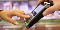 Наличные или карта? Реалии оплаты услуг через платежный терминал